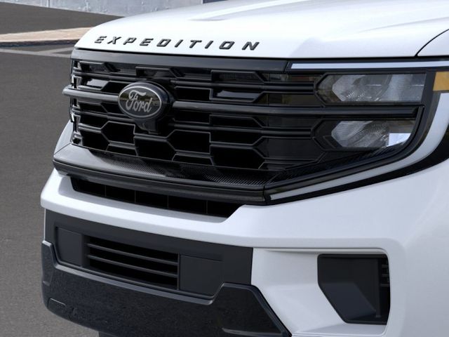 New 2026 White Ford Platinum image 17