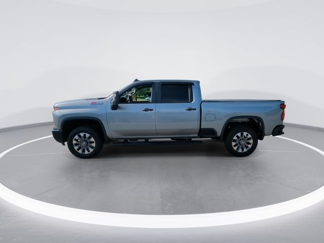 Used 2025 Gray Chevrolet Custom image 5