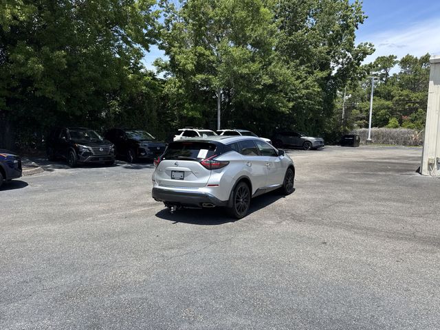 Used 2021 Silver Nissan SL image 5