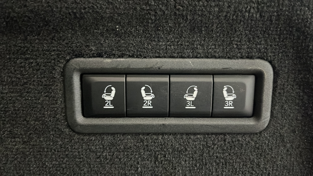 Used 2023 Midnight Sky Jeep Base image 30