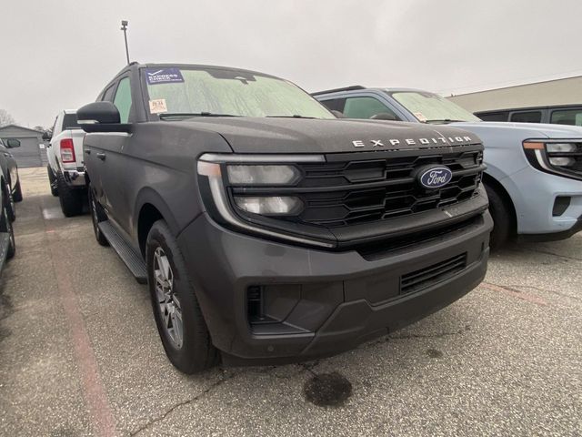 2025 Ford Expedition Active RWD