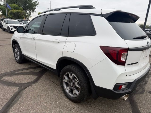 2023 Platinum White Pearl Honda Passport TrailSport AWD SUV