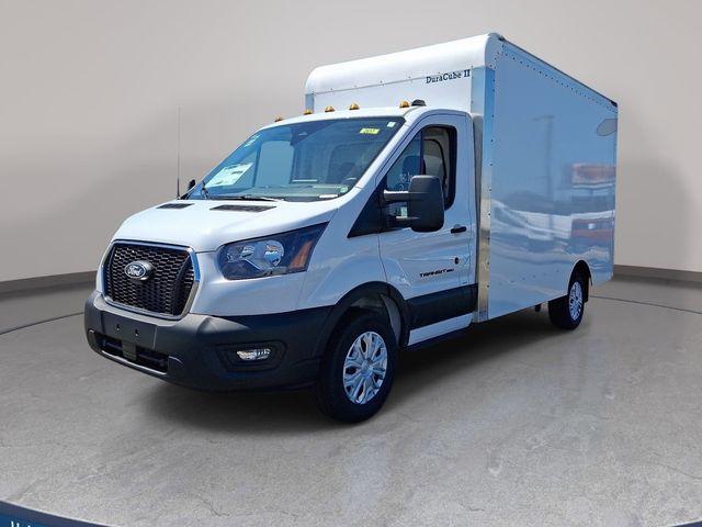 Oxford White 2026 Ford Transit Chassis Van Rear-Wheel Drive