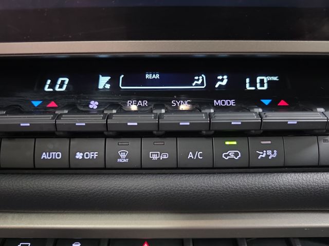 Used 2025 Gray Toyota SR5 image 17
