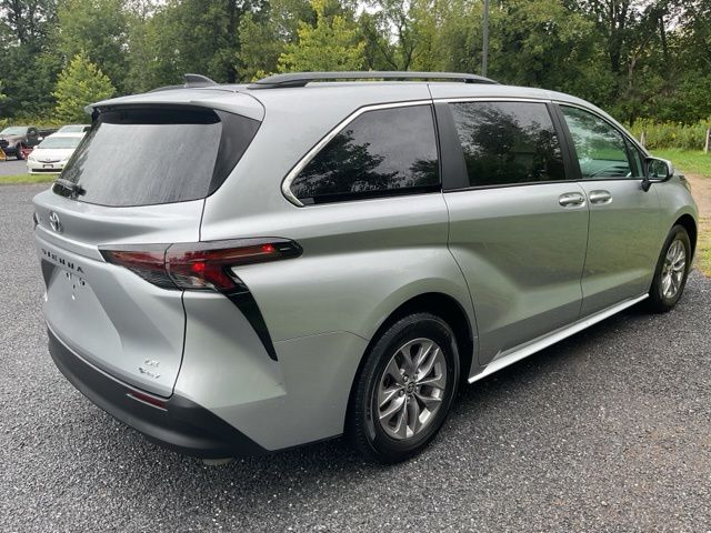 Used 2025 Toyota Sienna Van