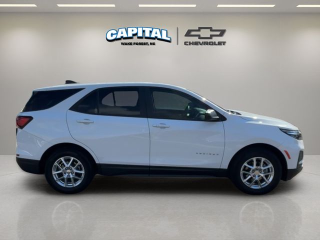 Used 2022 White Chevrolet LS image 6