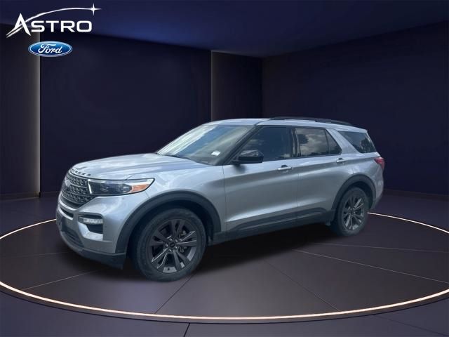  2023 Ford Explorer XLT RWD   