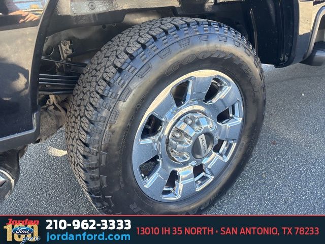 Used Car 2023 Ford F-250sd  Lariat For Sale Under $70,000 In San Antonio, Texas