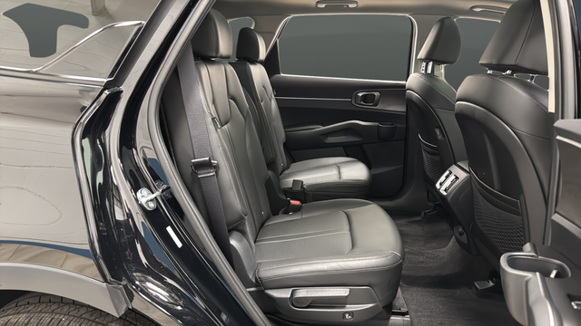 Used 2025 Black Kia X-Line EX image 26