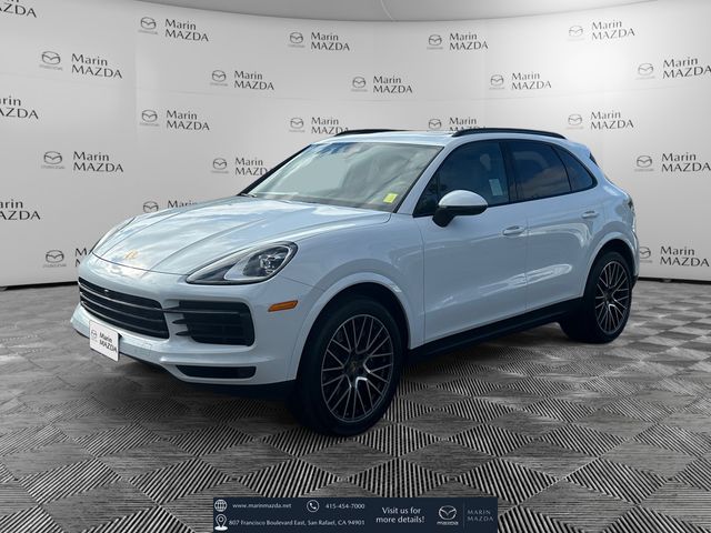 2022 Porsche Cayenne Base
