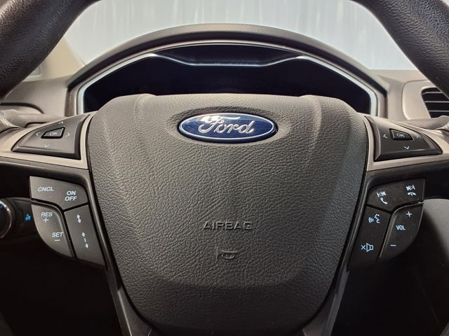 2019 Ford Fusion Hybrid - Image 15