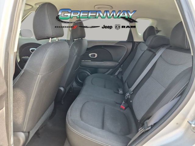 Used 2018 Silver Kia Plus image 13