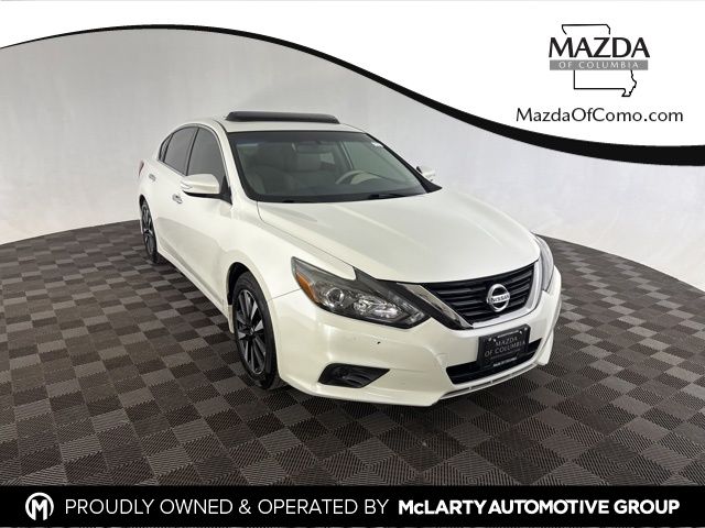 Pearl White 2018 Nissan Altima 2.5 SL Sedan Front-Wheel Drive Continuously Variable Transmission