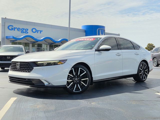 Platinum White 2025 Honda Accord Hybrid Sedan Front-Wheel Drive Continuously Variable Transmission