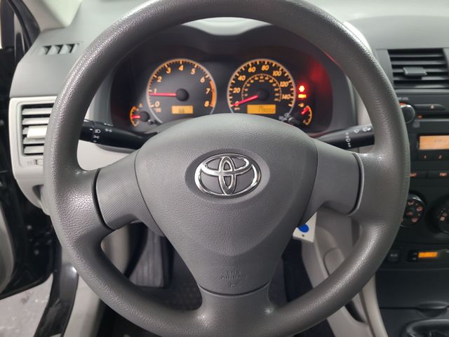 2010 – Toyota – Corolla