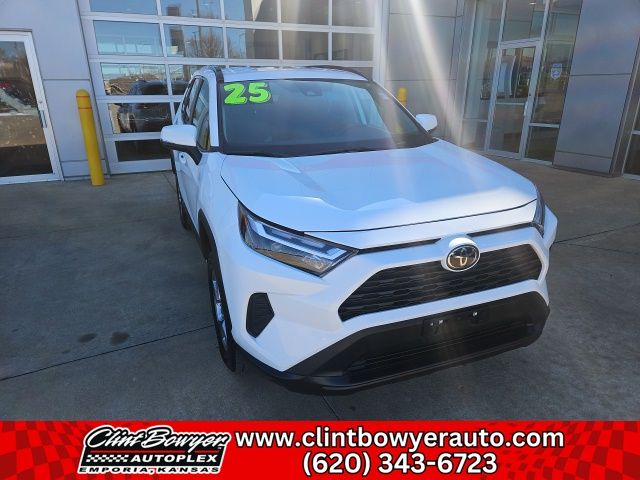 2025 Toyota RAV4 XLE AWD