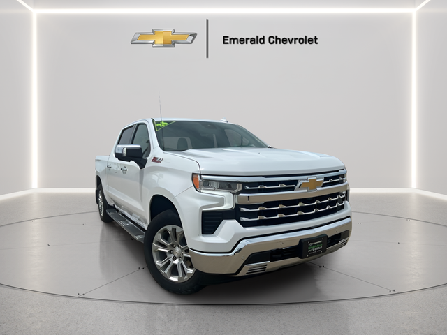 Summit White 2025 Chevrolet Silverado 1500 Pickup Truck Four-Wheel Drive Automatic