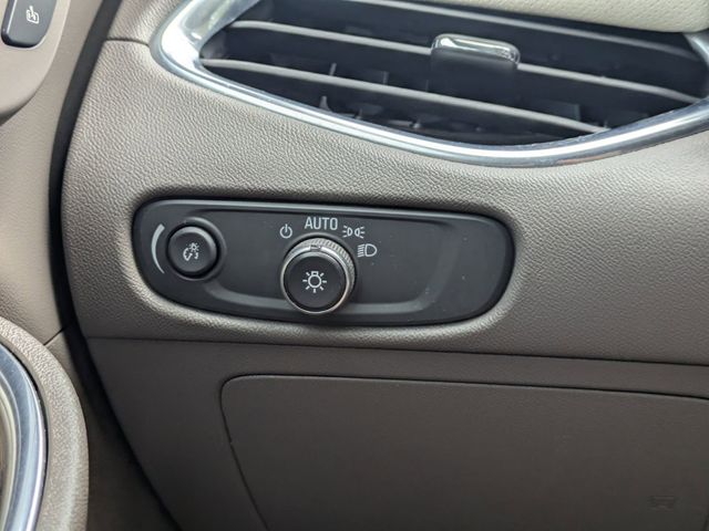 2024 Mosaic Black Metallic Chevrolet Malibu LT FWD Sedan