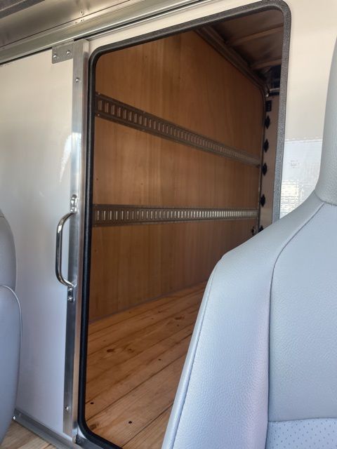 2025 Ford E-Series E-350 SD