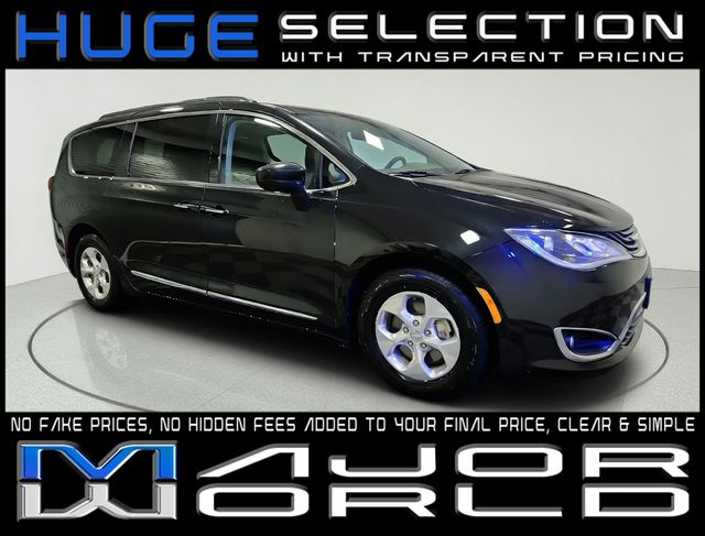 2018 Chrysler Pacifica Hybrid Touring L FWD
