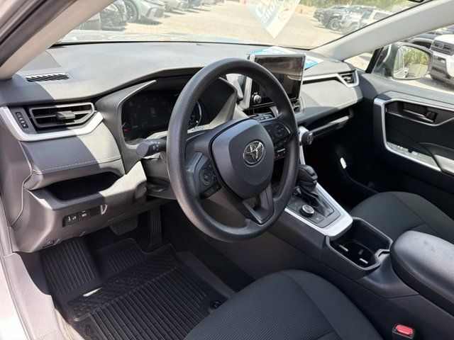 2025 Toyota RAV4 LE - Photo 11