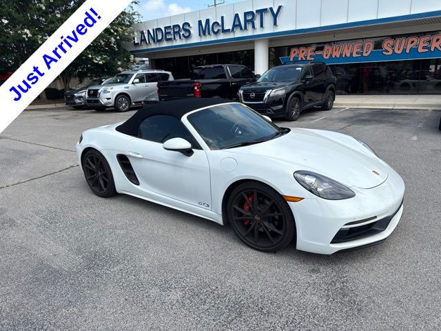 White 2018 Porsche 718 Boxster Convertible Rear-Wheel Drive 7-Speed Automatic