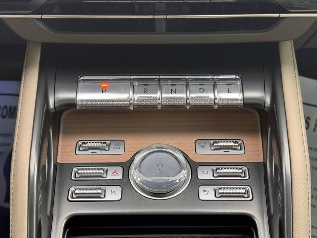 2024 Lincoln Nautilus Reserve