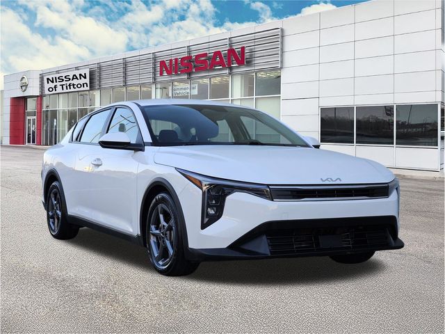 2025 Kia K4 LXS AT's photo