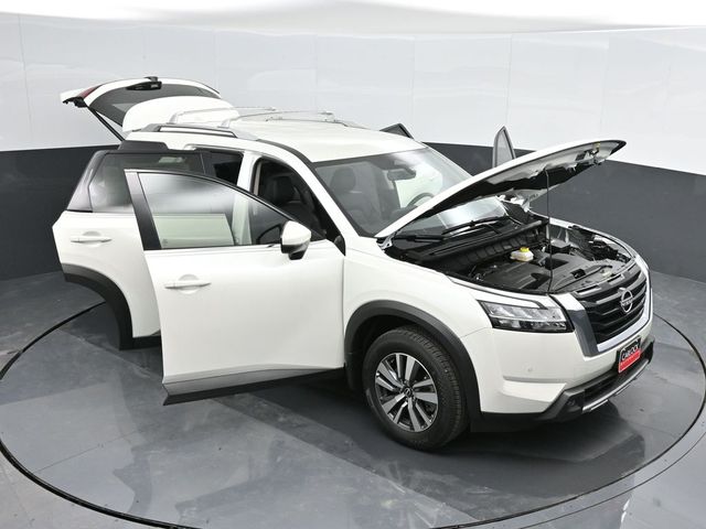 2024 Nissan Pathfinder SL 49