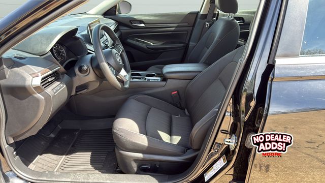 2024 Nissan Altima SV - Photo 16