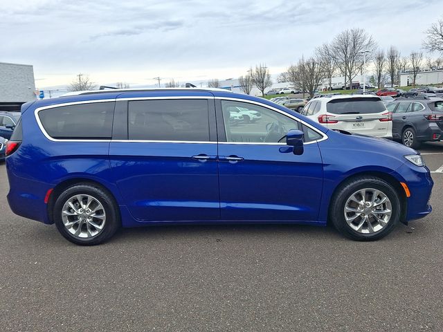 used 2021 Chrysler Pacifica car, priced at $23,498