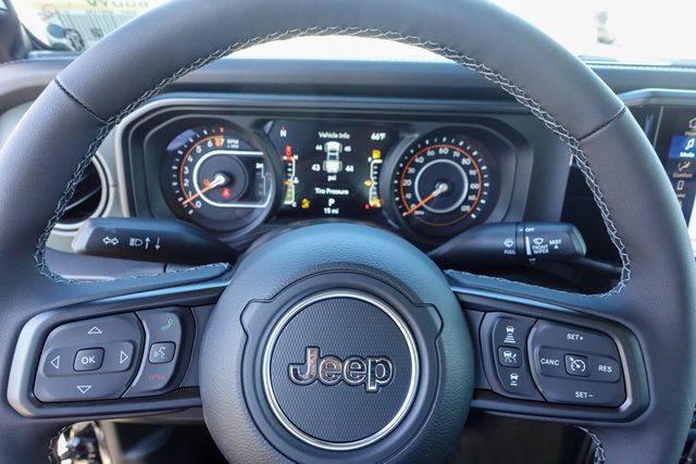 new 2026 Jeep Gladiator car, priced at $61,140