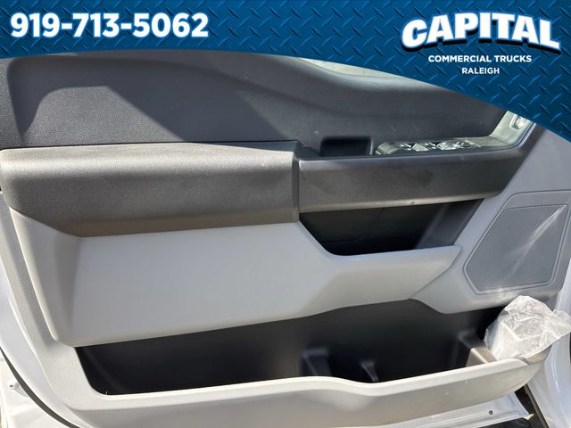 New 2026 White Ford 11FT SERVICE BODY image 22