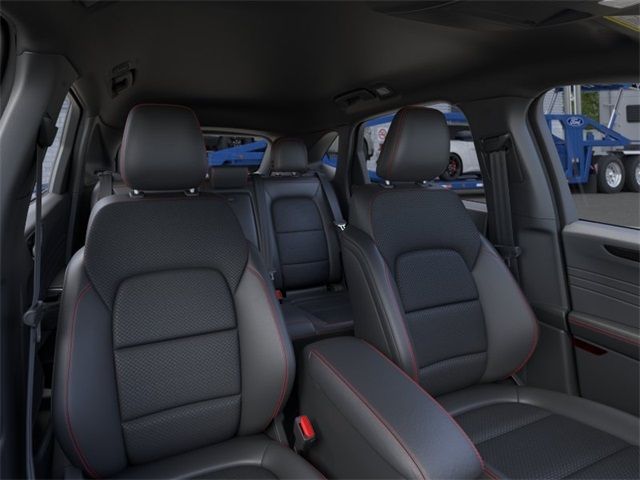 2024 Ford Escape ST-Line photo