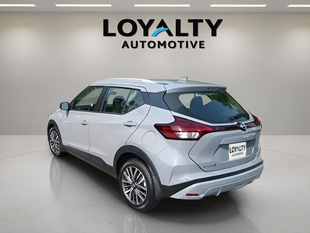Used 2024 Nissan Kicks SUV