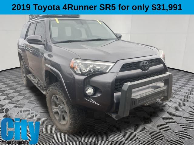 Magnetic Gray Metallic 2019 Toyota 4Runner SR5 4WD SUV / Crossover Four-Wheel Drive 5-Speed Automatic Overdrive