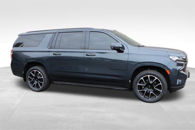 2022 Chevrolet Suburban RST 10