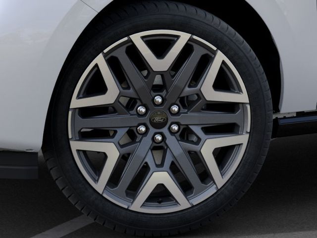 New 2027 White Ford Platinum image 19