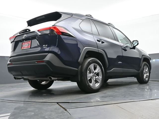 2023 Toyota RAV4 XLE 40