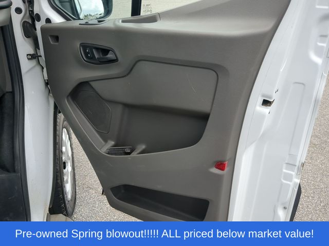 Used 2021 White Ford XL image 36