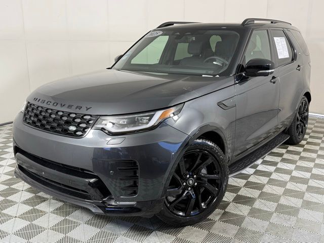 2025 Land Rover Discovery P300 Dynamic SE AWD