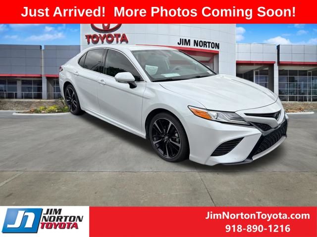 White (Wind Chill Pearl) 2020 Toyota Camry XSE FWD Sedan Front-Wheel Drive 8-Speed Automatic