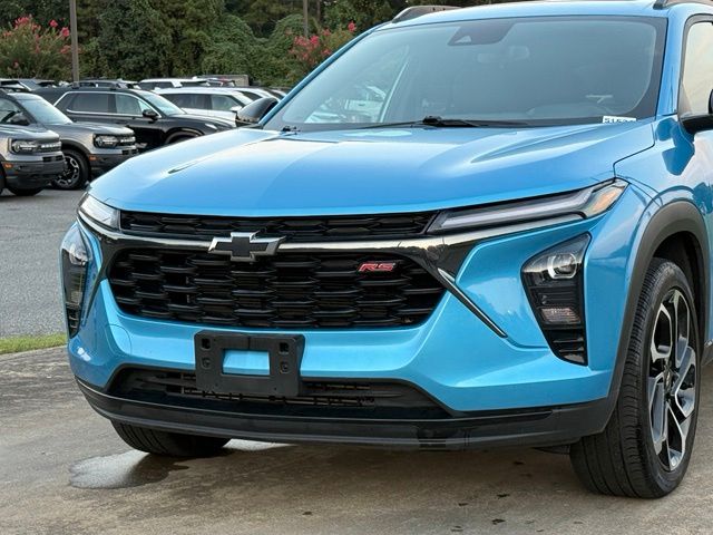 Used 2025 Chevrolet Trax SUV