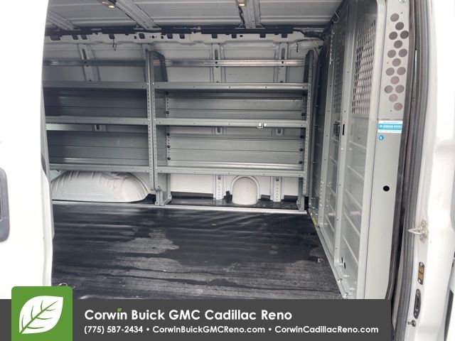 2018 GMC Savana 2500 Work Van 17