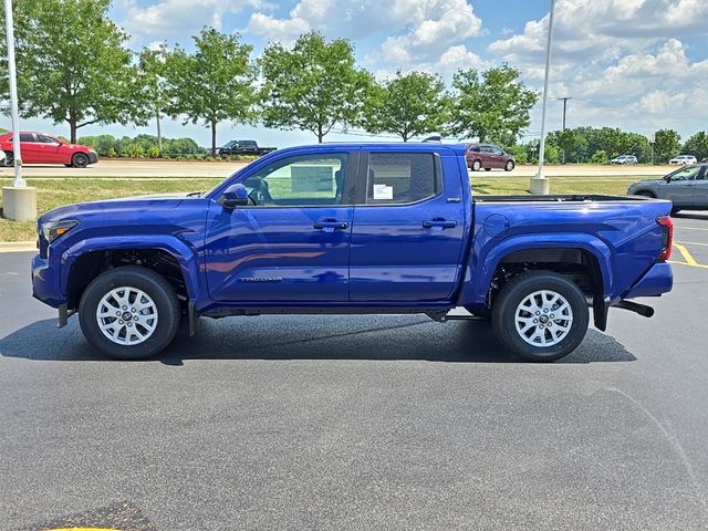 2025 Toyota Tacoma SR5 Double Cab photo 2
