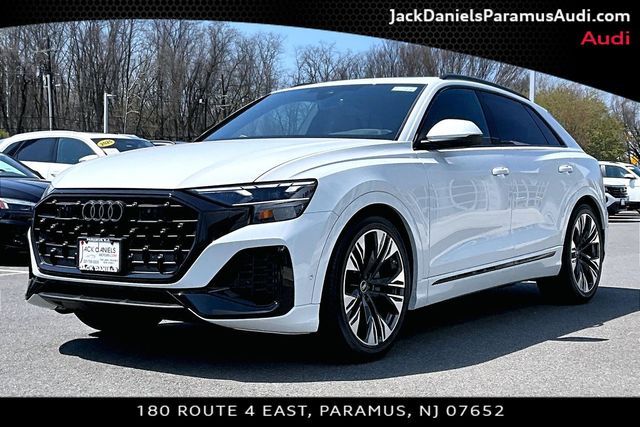 Glacier White Metallic 2025 Audi Q8 quattro Premium Plus 55 TFSI SUV / Crossover All-Wheel Drive 8-Speed Automatic