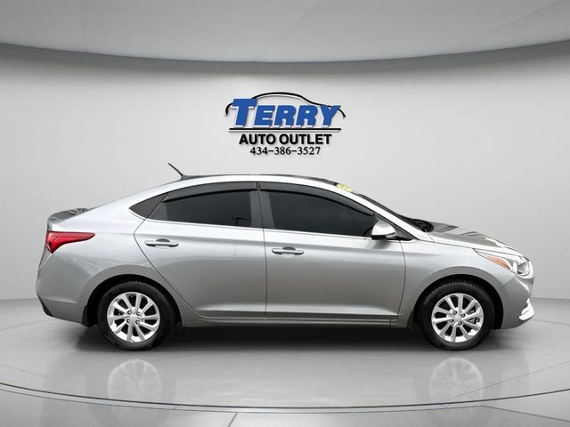 2022 Hyundai Accent SEL
