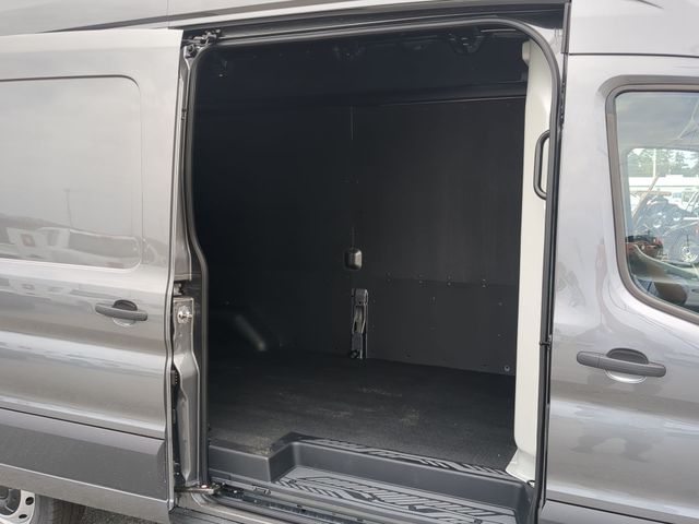 New 2026 Carbonized Gray Metallic Ford Cargo Van image 32