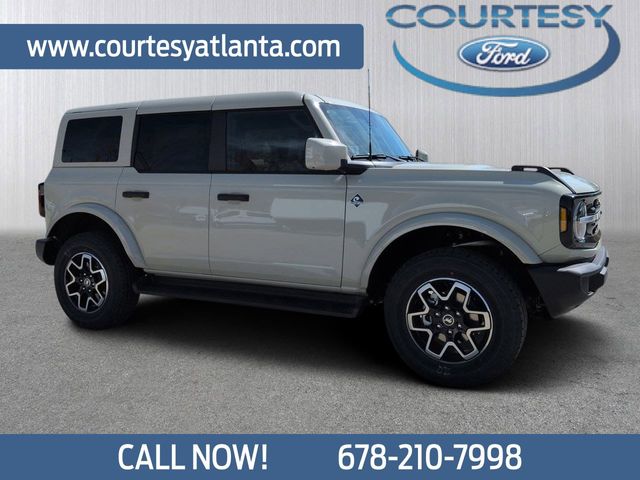 2026 Ford Bronco Outer Banks 4-Door 4WD