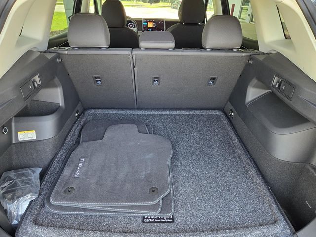 Used 2025 Volkswagen Tiguan SUV